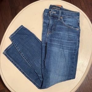 Lucky Brand Jeans - Midrise Crop AVA